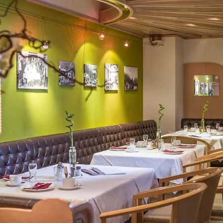 Maison d'hôtes Edelweiss Lounge Restaurant Pizza Cafe Billard Mayrhofen