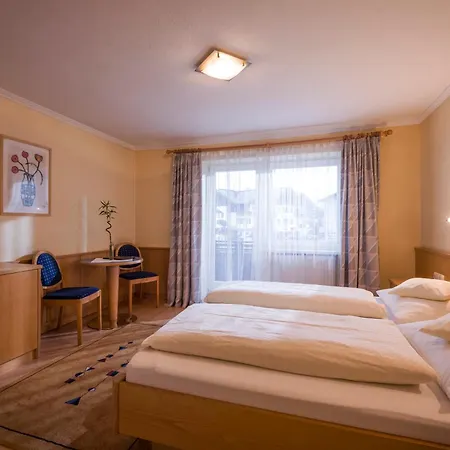 Edelweiss Lounge Restaurant Pizza Cafe Billard 3* Mayrhofen