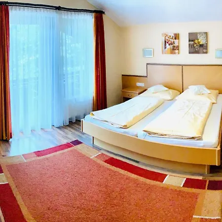 Edelweiss Lounge Restaurant Pizza Cafe Billard Mayrhofen