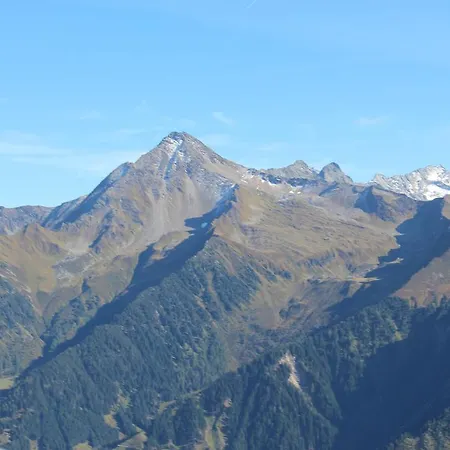 Edelweiss Lounge Restaurant Pizza Cafe Billard בית הארחה 3*