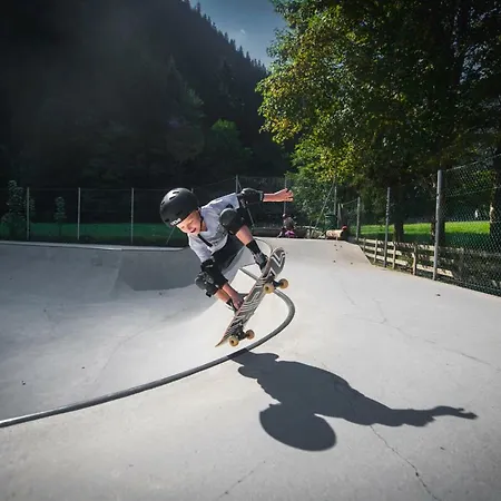 Edelweiss Lounge Restaurant Pizza Cafe Billard מאיירהופן