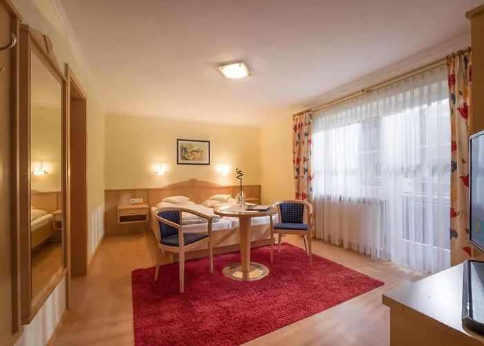 Edelweiss Lounge Restaurant Pizza Cafe Billard Gasthof 3*