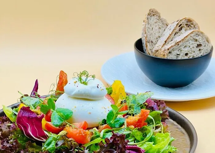 Gasthof Edelweiss Lounge Restaurant Pizza Cafe Billard Mayrhofen