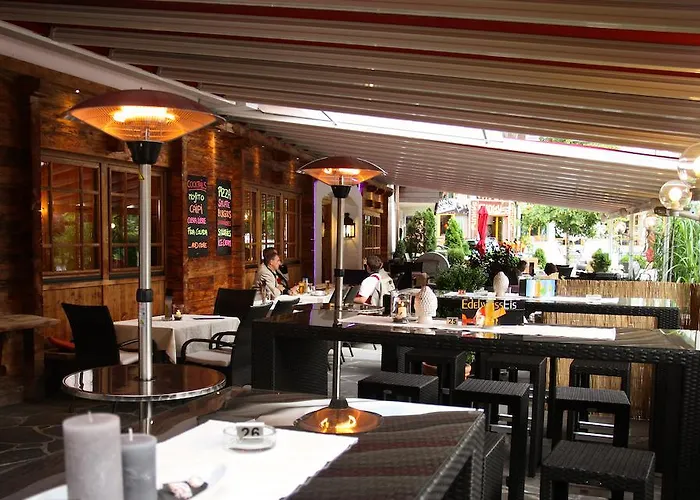 Gasthof Edelweiss Lounge Restaurant Pizza Cafe Billard Mayrhofen