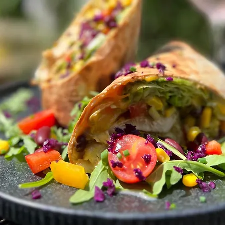 Edelweiss Lounge Restaurant Pizza Cafe Billard Penzion 3*