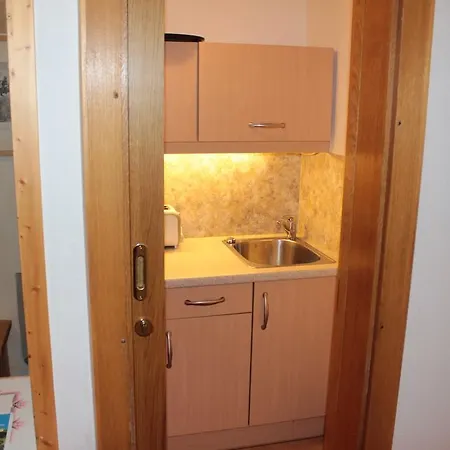 Penzion Edelweiss Lounge Restaurant Pizza Cafe Billard Mayrhofen